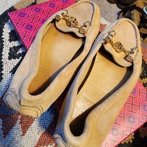 Tory Burch Tan Suede Driving Loafer size 6.5